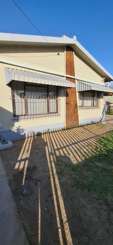3 Bedroom Property for Sale in Goodwood Central Western Cape